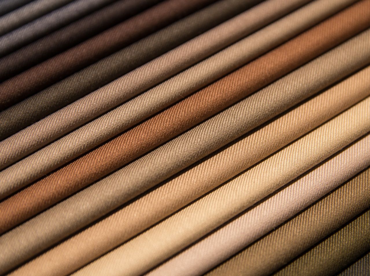 Blue professional construction company logo video (1280 x 954 px) (1280 x 954 px) (4).jpg